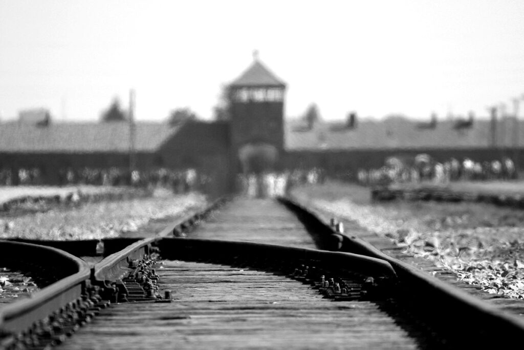 Bild von Auschwitz-Birkenau, einem historischen Ort des Holocausts und Gedenkstätte in Polen.
